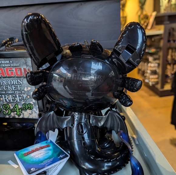 NEW Universal Studios How to Train Your Dragon Popcorn Bucket Black Toothless - Picture 4 of 7